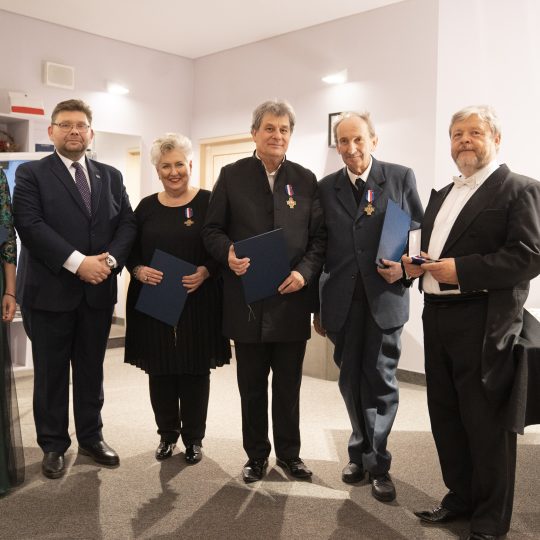 Opera i Filharmonia Podlaska z medalem FIDES SPES CARITAS