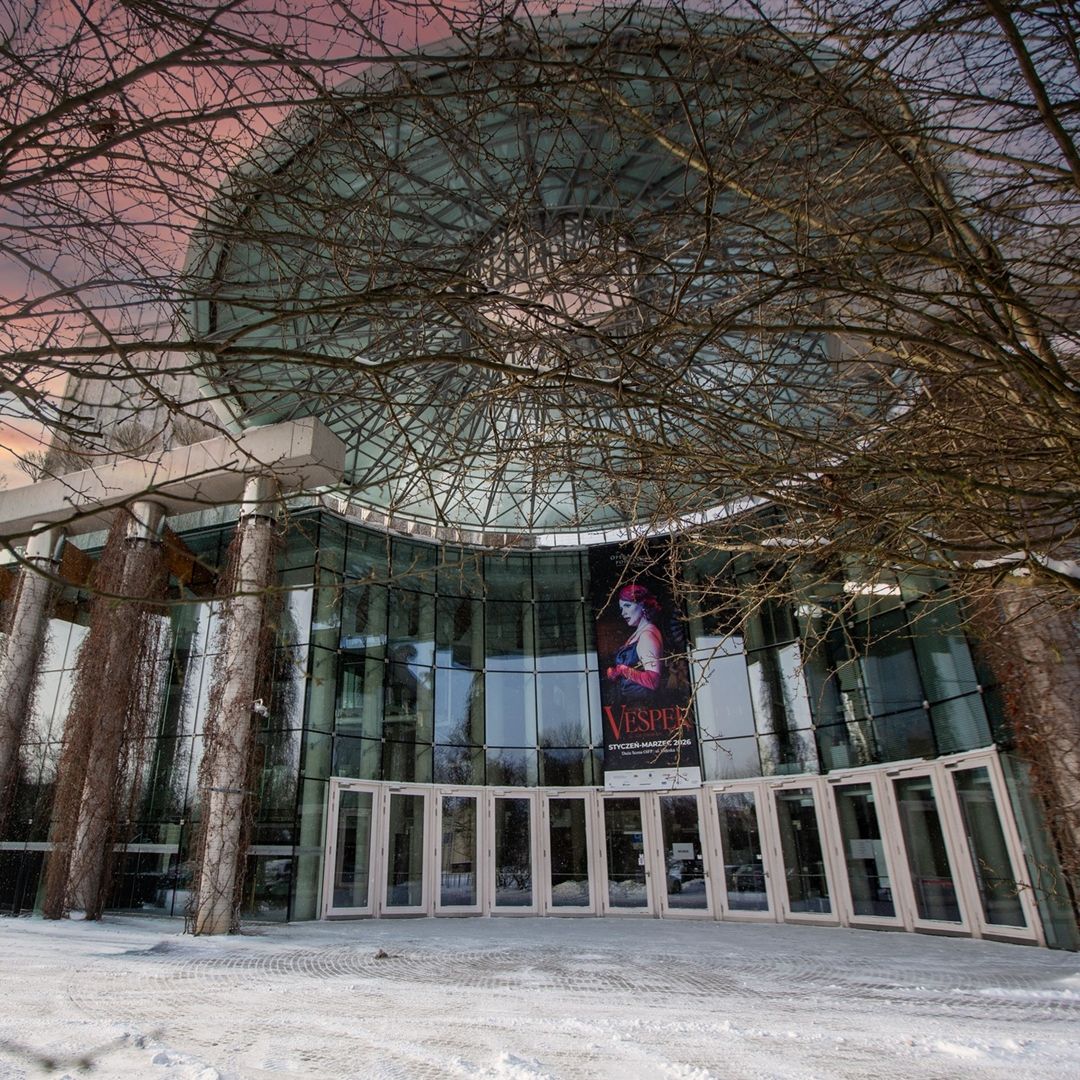 Luty w Operze pełen emocji, wielkich głosów i historii, które poruszają